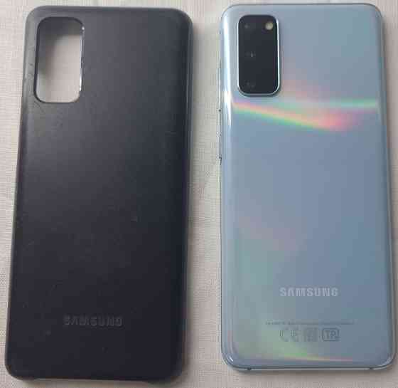 Смартфон Samsung S20 8/128Gb. Киев