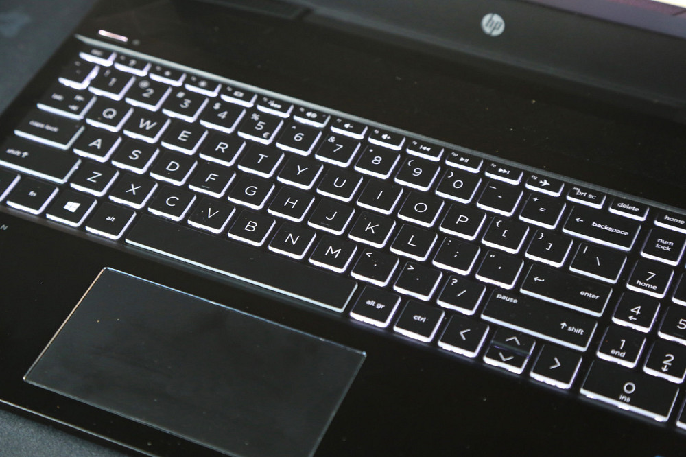 Игровой мощный ноутбук Hp Pavilion Gaming 15 i7-8750h / 16 GB / 128 SSD + 1Tb HDD / GeForce GTX 1650 4Gb MAX Q Киев - изображение 4