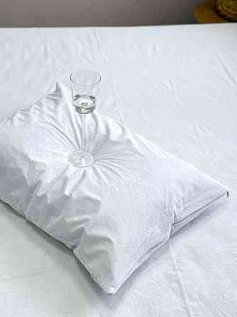 Ecotton Наволочка Аqua-stop Ecotton 50х70 см водонепроникна бавовняна на блискавці біла Коломия