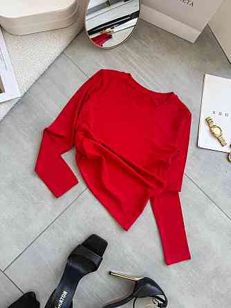 Жіночий базовий лонгслів із віскози Червоний Одеса