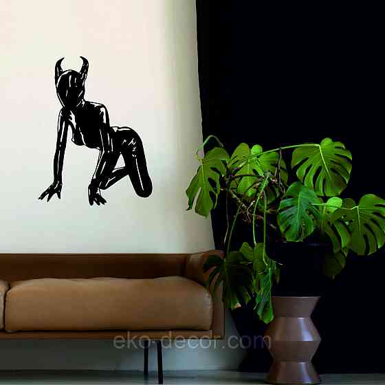 Декоративне настінне Панно «Дівчина», Декор на стіну Київ