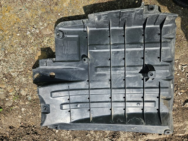 841372Z000 Захист днища передній лівий Коломия - фото 1