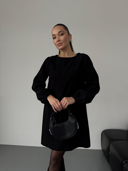 Жіноче базове плаття вільного крою з об'ємними рукавчиками мікровельвет Чорний, 50/52 Одеса - фото 10