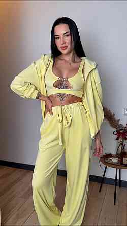 Женский стильный костюм тройка: кофта топ и штаны велюр плюш Лимонный, 42/44 Одесса