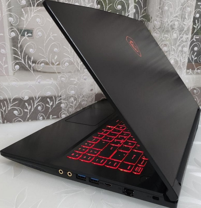 Ноутбук Ігровий: MSI GF63/ GTX 1050Ti 4Gb./i5-8300H/ RAM16GB/SSD. Київ - фото 3