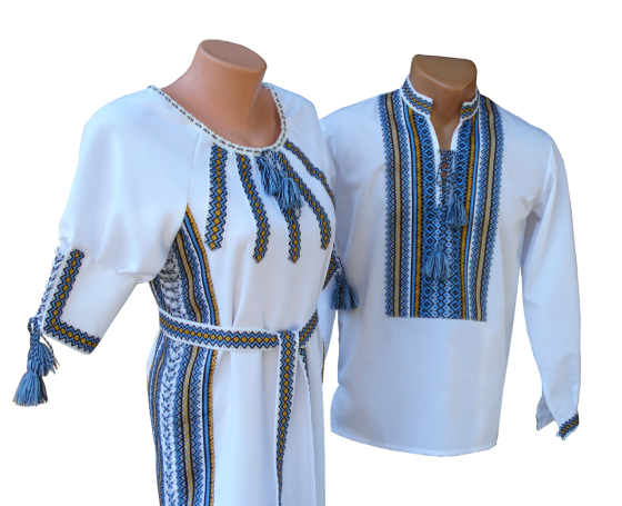 Вышитое женское платье в украинском стиле с красной нашивкой Киев