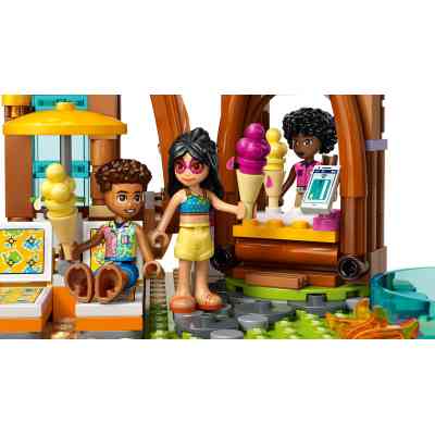 Конструктор LEGO Friends Пляжный курорт для семейного отдыха (42673) Винница