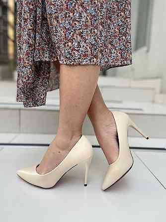 Loretta Туфлі жіночі LORETTA бежеві еко-шкіра каблук 10см 39р. (3735) Коломия