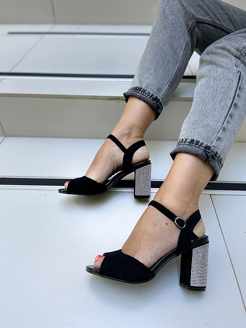 PLPS Босоніжки жіночі чорні PLPS 285-3 літні з екозамші на стійкому підборі/Молодяче взуття Коломыя - изображение 6