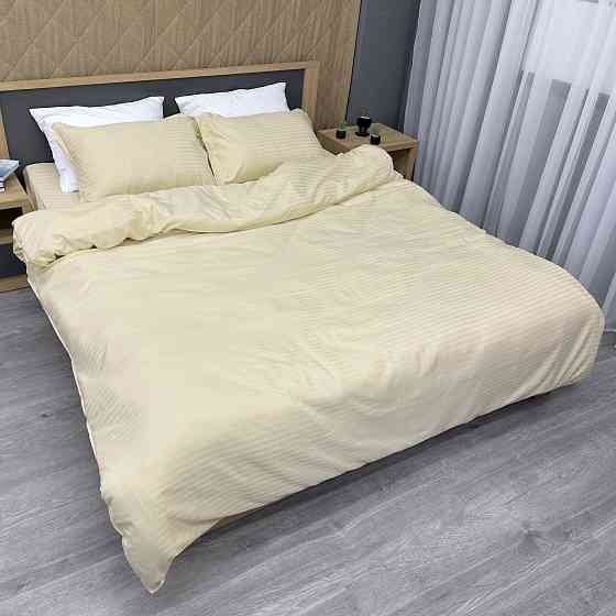 Комплект постільної білизни Страйп-сатин Двоспальний 180х220 з простирадлом на резинці Молочний (88-169) Київ