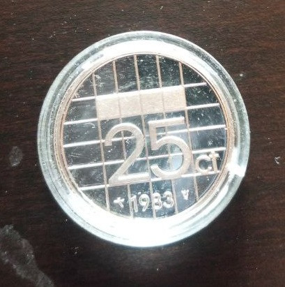 Монета 25 центов. 1983 год, Нидерланды. (капсула) ПРУФ Полтава - изображение 1