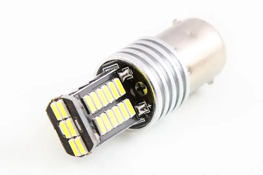 Лампа диодная 12В T25  30-SMD 4014 CAN с радиатором Cyclone 660лм Винница - изображение 1