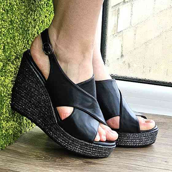 Жіночі Босоніжки на Танкетці Шкіряні Сандалії на платформі Чорні Літні (розміри: 35,36,37,38,39,40) - 51-2 Дніпро