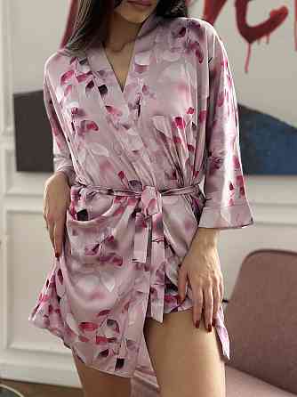 Халат жіночий шовковий під пояс Квітковий принт Рожевий XL\2XL Харків