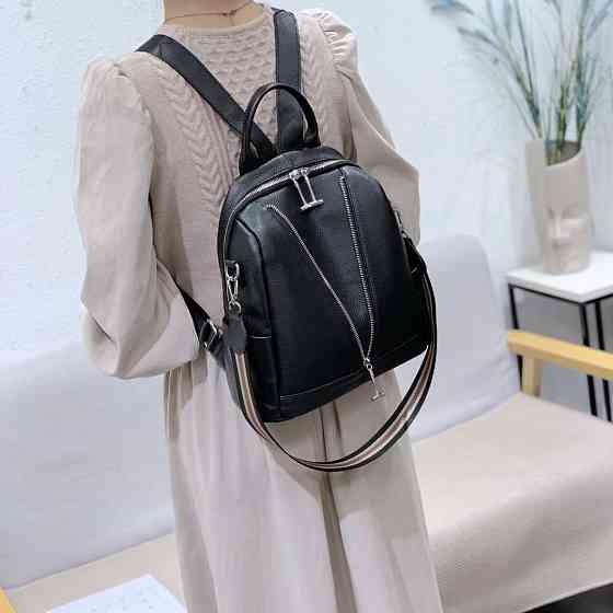 Рюкзак жіночий шкіряний з ременем 22х28х11, наплічна сумочка для дівчини студентки, чорна Київ