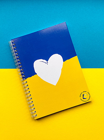 Блокнот жіночий жовто-синій з серцем патріотичний А5 Дніпро - фото 1
