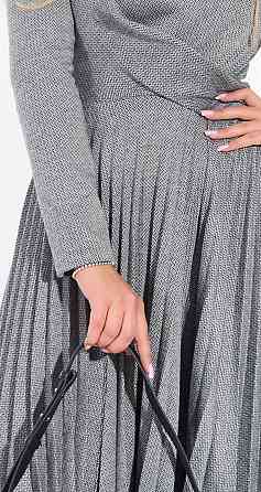 Красивое платье с юбкой плиссе (42) Киев