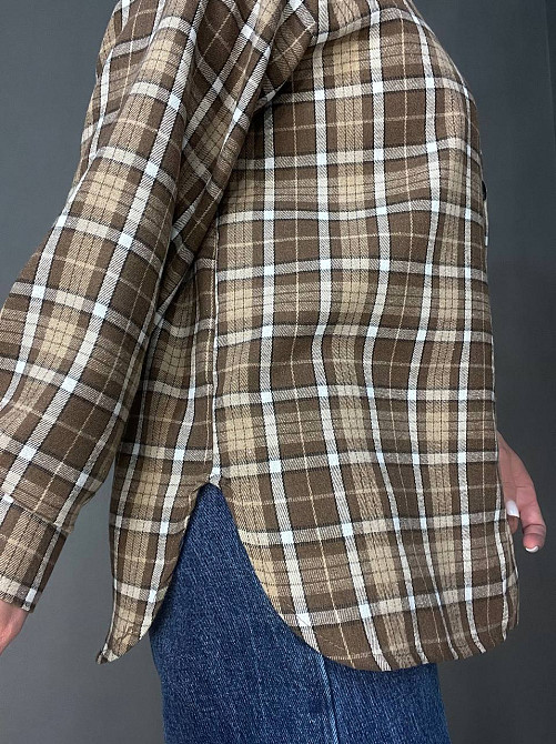 Сорочка жіноча Ariadna 2433 оверсайз подовжена картата тонка фланель в клітинку на гудзиках one size, світло-коричневий, one size Київ - фото 5