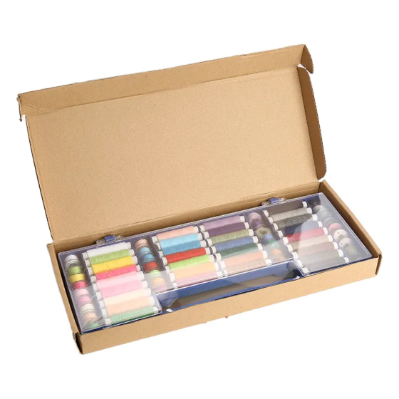 Набор ниток в пластиковом контейнере, комплект 32 швейные нити, 32 нити на челночном сердечнике Каменец-Подольский