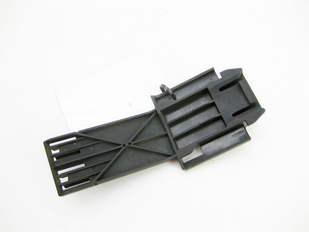 Mercedes-Benz  A2465462843 Тримач проводів переднього моста праворуч CLA Shooting Brake X117 CLA C117 GLA X156 A-class W176 B-class W242 B-class W246 Одесса - изображение 1