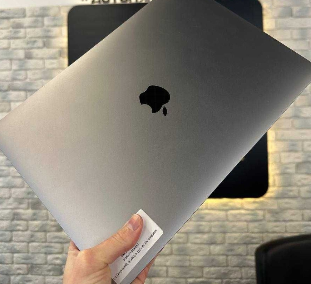 MacBook Air 13