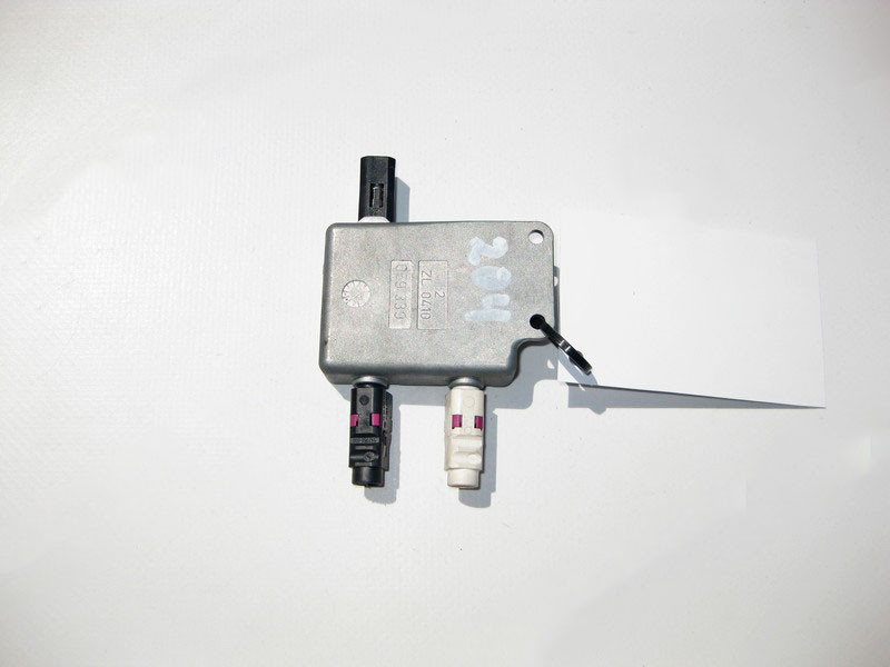 Mercedes-Benz  A4638203789 Антенний розгалужувач E-class W212 SLK/SLC R172 C-Class Estate S204 C-Class W204 GLK X204 C-Class Coupe C204 E-Class Coupe  Одеса - фото 2