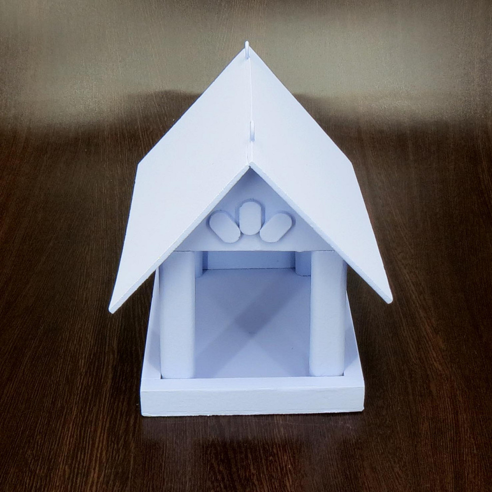 Кормушка садовая для птиц 