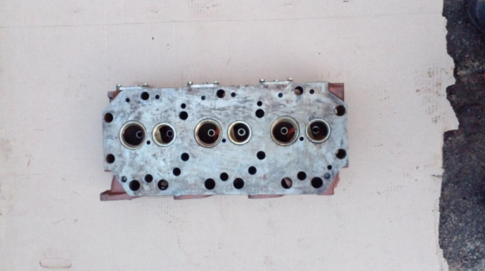 Головка блока ЯМЗ-240. СССР. Харьков - изображение 1