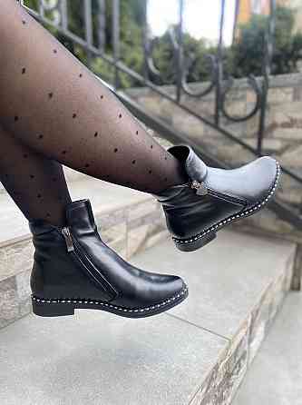 Vesna Черевики жіночі VESNA чорні натуральна шкіра з хутром висота 11 см (2422) 36 і 39 Коломия