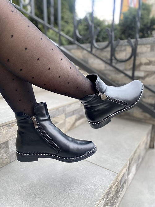 Vesna Черевики жіночі VESNA чорні натуральна шкіра з хутром висота 11 см (2422) 36 і 39 Коломия - фото 4