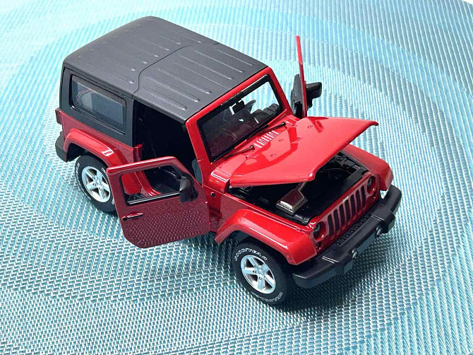 Машина металева Автопром Jeep Wrangler світло звук відчиняються двері капот 1:32 Червона (68331) Чернігів - фото 7