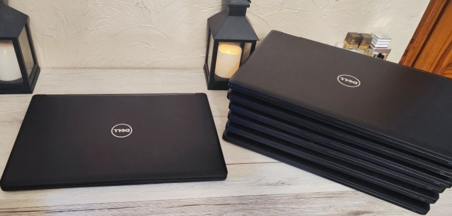 Ноутбук: Dell Latitude 5580 i5-6300U/NVME 256Gb. / ОЗУ 8Gb. / HD Graphics 520-2 Gb. Київ - фото 3
