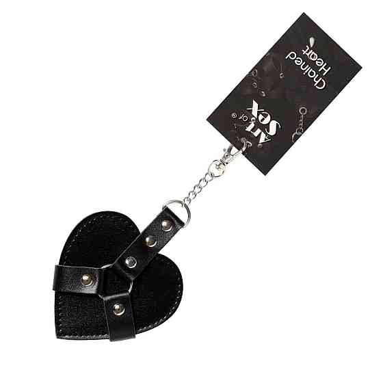 Брелок на карабіні для ключів Art of Sex Chained Heart, Чорний Sex Aura Київ