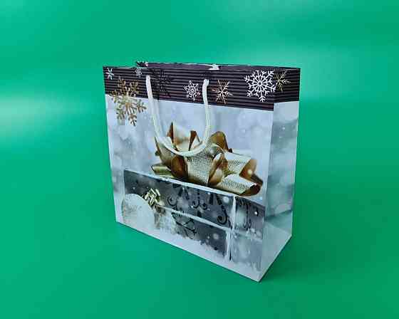 Пакеты бумажные подарочные , новогодние Квадрат 23*24*10- 16 (12 шт) Харьков