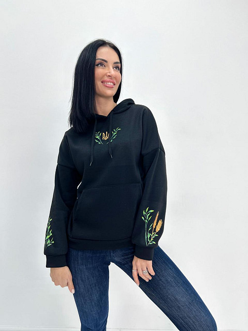 Утепленный худи с патриотическим принтом 