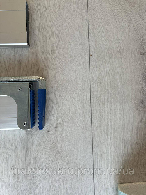 Планка кріплення вантажу 2400-2700мм (Алюміній) Фіксатор вантажу 2400-2700мм (Алюміній) Луцьк - фото 4