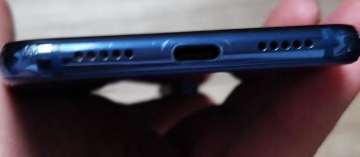 Смартфон Xiaomi MI9 SE. Киев - изображение 2