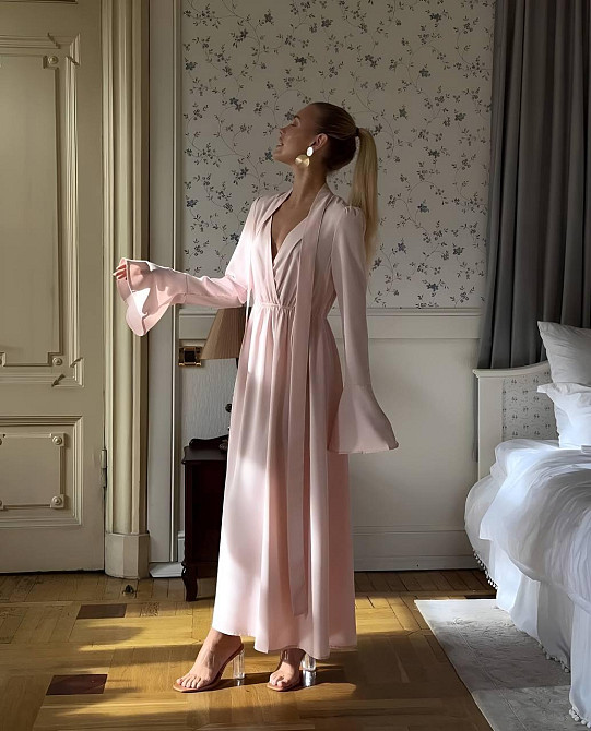 Жіноче романтичне приталене плаття костюмка Пудра Одеса - фото 3