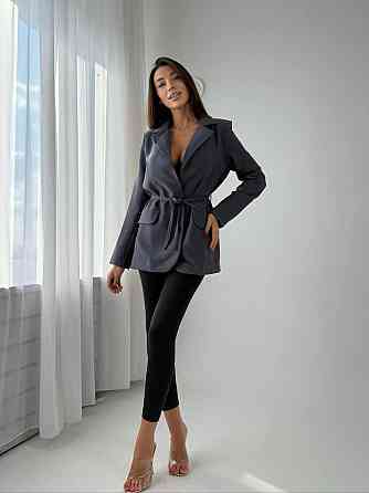 Жіночий приталений піджак без підкладки з підплічниками костюмка Одеса