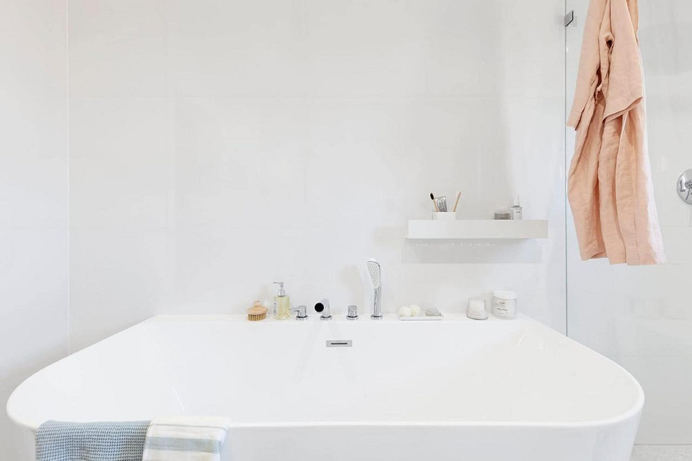 Полка для душа DABSTORY 01-004-0250-W-B-FBA Белая 25 см навесная нержавеющая стальная угловая стойка Киев - изображение 6