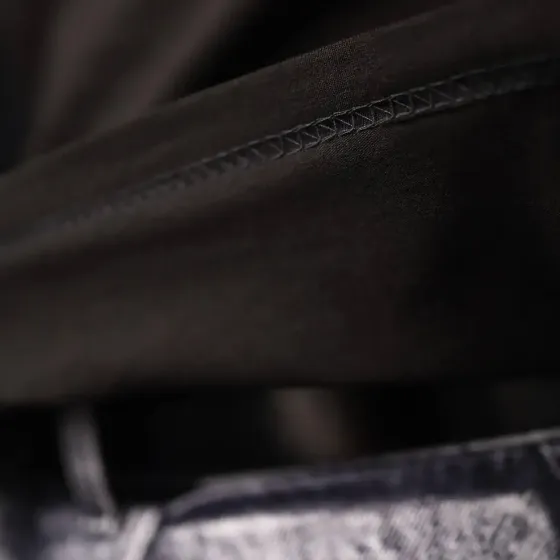 Потовивідна футболка з логотипом дивізіону та бригади «АДН Д-30» Чернівці