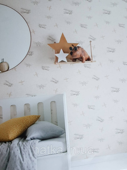 Обои флизелиновые эко Decoprint 21141 Sweet Dreams детские самолеты серые коричневые на бежевом 0,53x10,05 м Киев - изображение 1