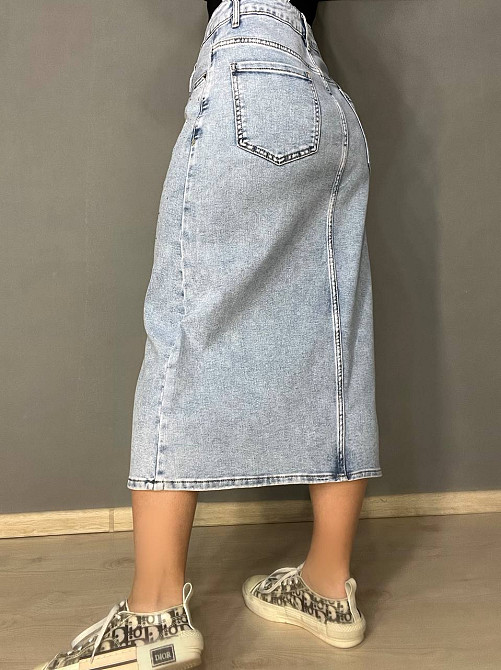 Юбка женская джинсовая Liana 421 россыпь камешков прямая разрез впереди стрейчевая большие размеры голубая, голубой, 4О, 40, 105 см, 127 см Киев - изображение 10