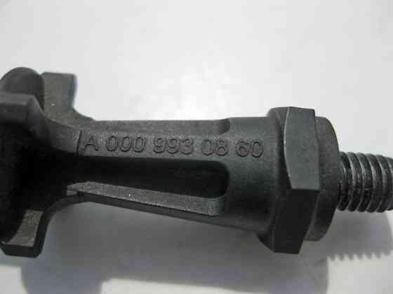 Mercedes-Benz  A0009930860 Пластиковий палець - кріплення блоку керування двигуна Одесса