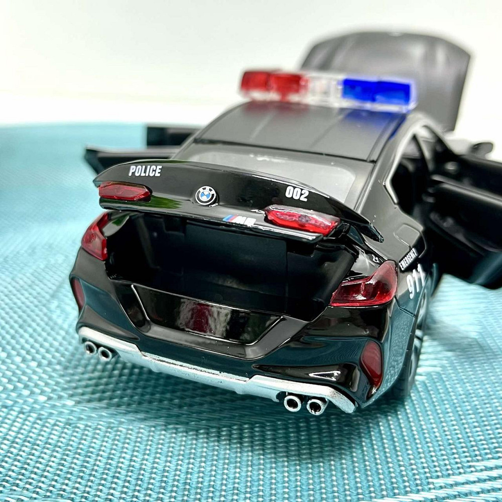Машина Автосвіт BMW M8 інерційна відчиняються двері 16 см Чорна (AP-1958) Чернігів - фото 7