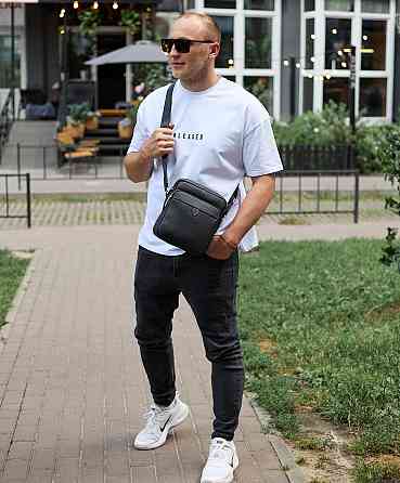 Мужская кожаная сумка-барсетка 24х20х8, компактная сумочка на плечо для мужчины, плечевой мессенджер, черная Киев