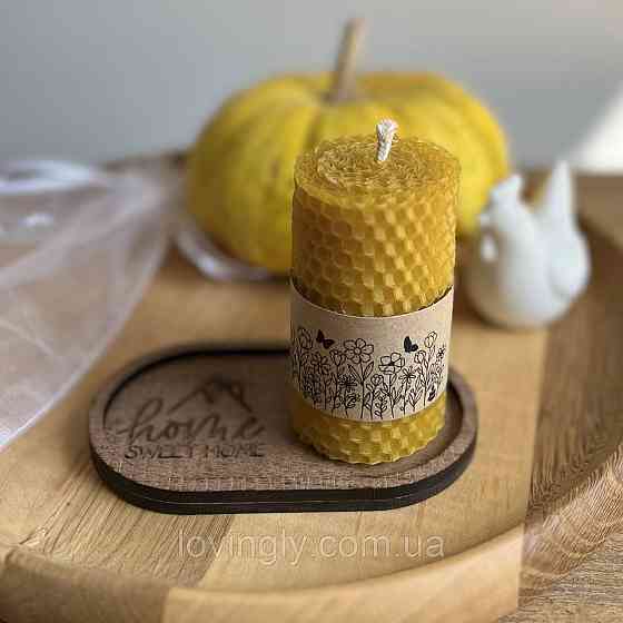 Свеча из Натуральной Вощины Ручной Работы на Деревянной Подставке с Гравировкой Ирпень