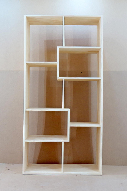 Книжный стеллаж 