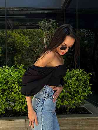 Жіночий романтичний топ у базовому кольорі з котону Чорний Одеса