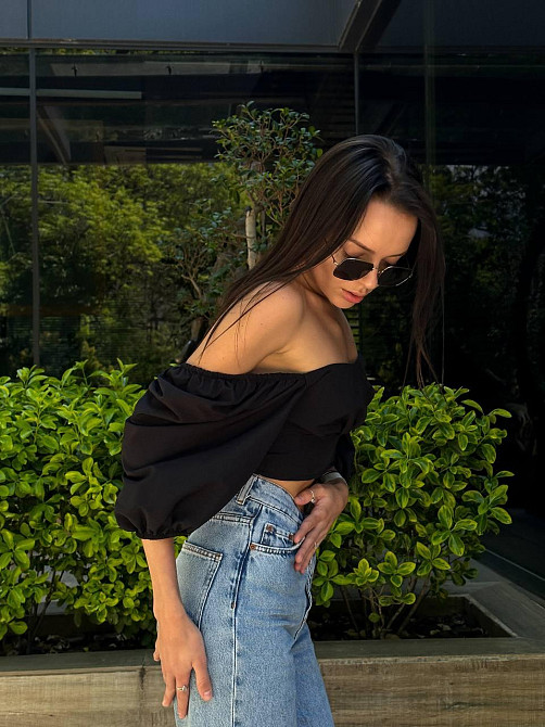 Жіночий романтичний топ у базовому кольорі з котону Чорний Одеса - фото 5